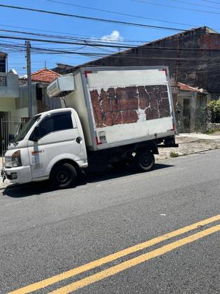 HYUNDAI HR 2.5 LONGO COM CAÇAMBA 4X2 16V 130CV TURBO INTERCOOLER DIESEL 2P MANUAL
